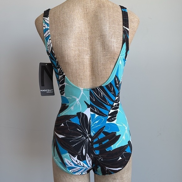 Magicsuit by Miraclesuit One Piece Swimsuit Size 8 NWT - Picture 11 of 13